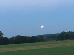 Zatmění měsíce 7. 8. 2017 (zobrazeno 54x)