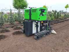 Robot HariTech postřikovač má unikátní konstrukci pro meziřadí školek a sadů (zobrazeno 18x)